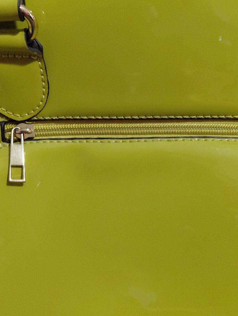 Glossy Lime Green Patent Tote Bag with Gold Accent Big Is Good  No Scath - Picture 4 of 6